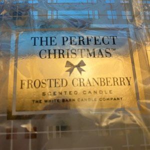The Perfect Christmas Frosted Cranberry Candle - NIB